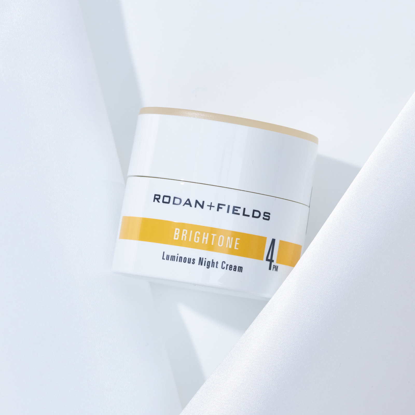 コスメの商品撮影サンプル（イメージ）